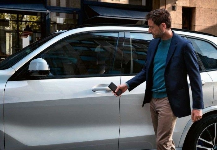 Apple Car key