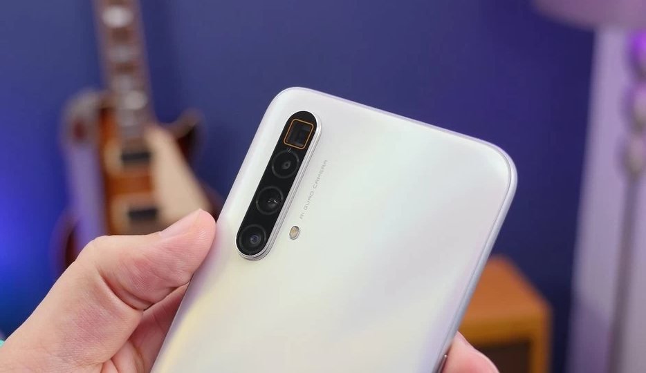 Realme X3 Super Zoom