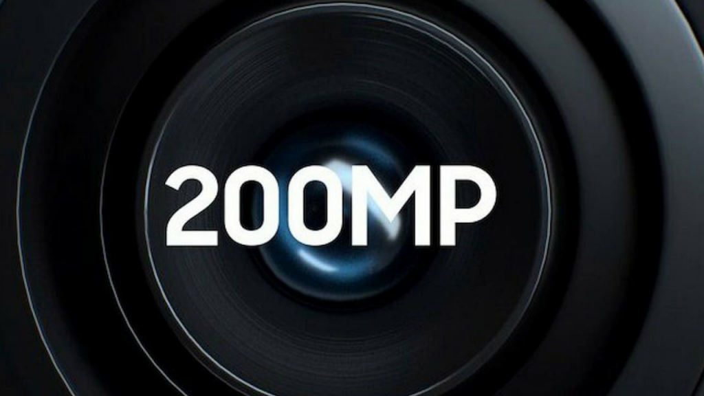 200MP Moto camera