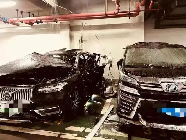 Volvo car caught fire